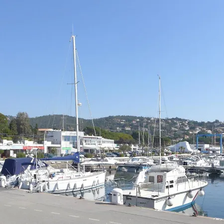 Chenou-3 By Interhome Apartmán