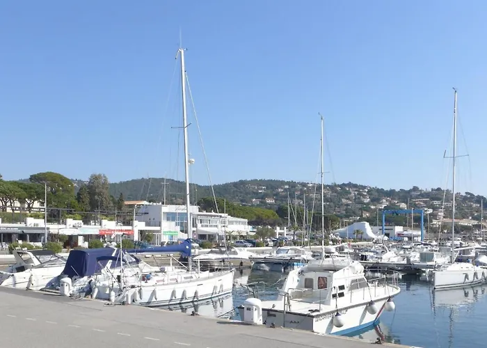 Chenou-3 By Interhome アパート